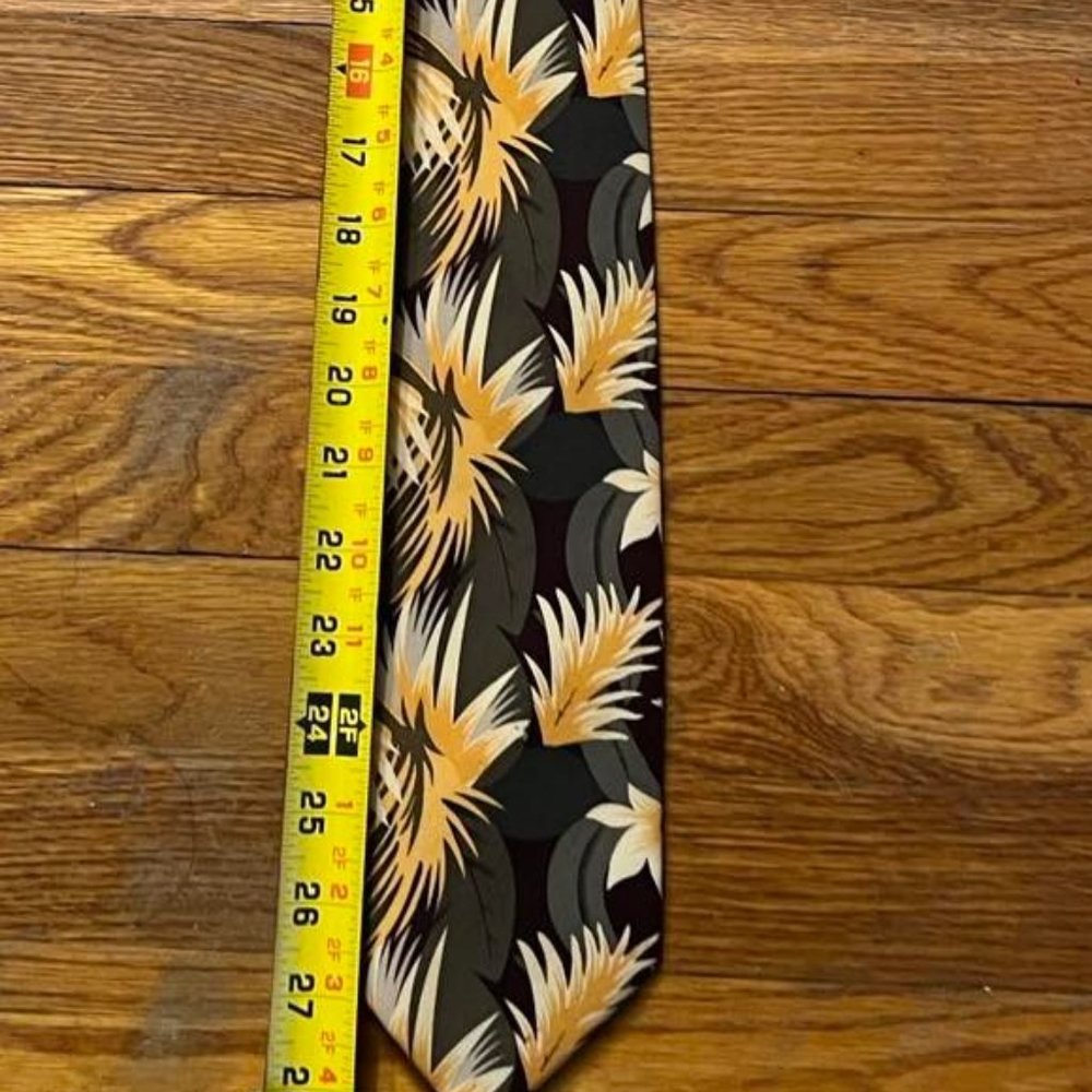 Hawaiian Tropic Floral Leaves Flower Vintage Tie